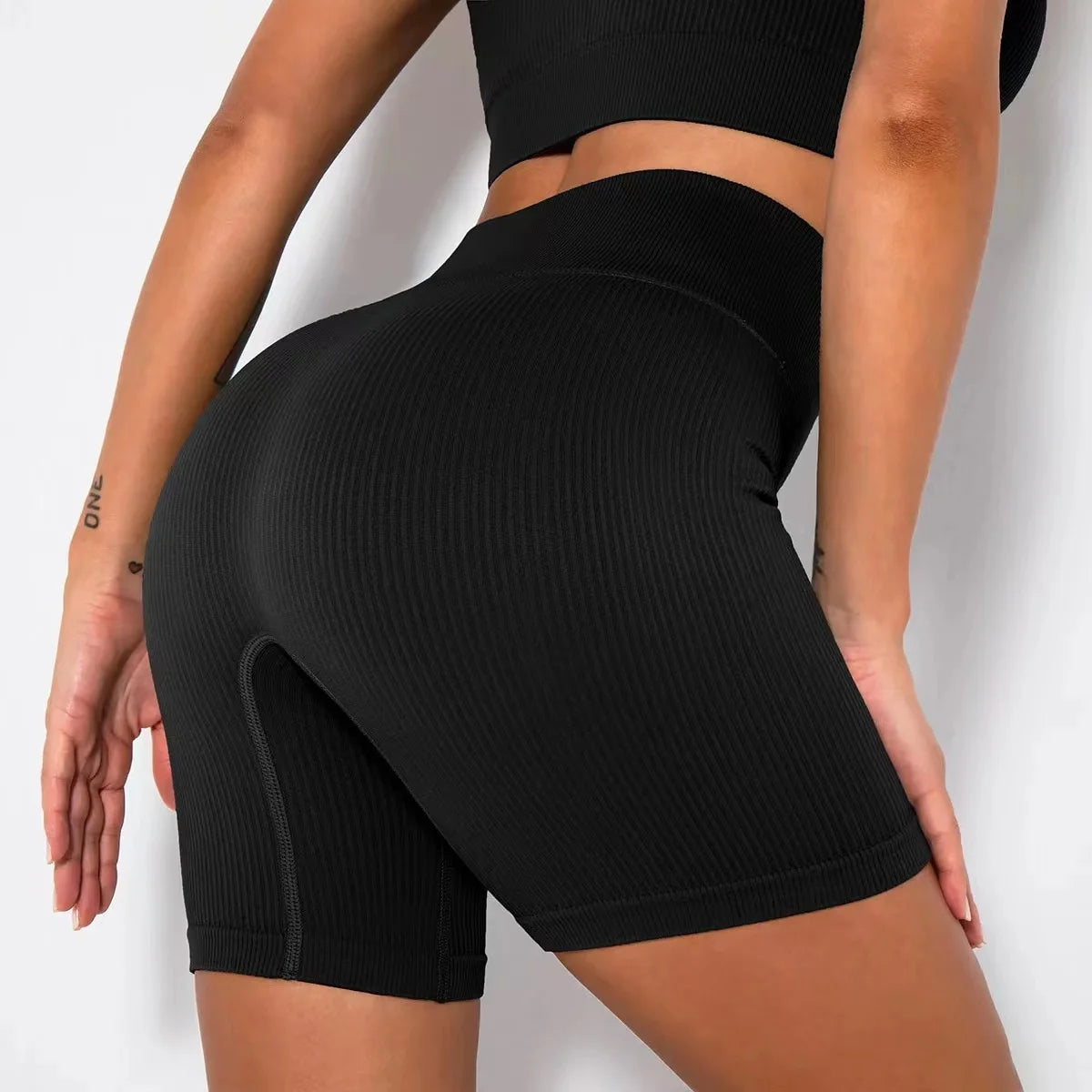 Short sport sans couture taille haute – Push up et effet galbant
