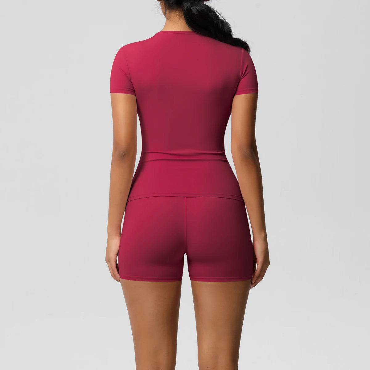 Ensemble sport femme 2 pièces – T-shirt push up et short taille haute fitness